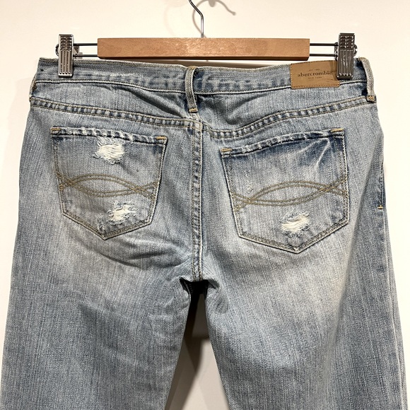 Abercrombie Kids girl’s jeans, distressed, light wash - Picture 8 of 8